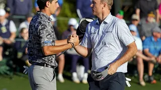 Joaquín Niemann pasó con lo justo el corte en el Masters de Augusta