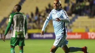 Bolívar venció a Atlético Nacional y complicó las chances de Colo Colo