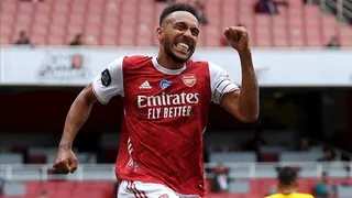 Pierre-Emerick Aubameyang guió a Arsenal y condenó a Watford al descenso en Inglaterra