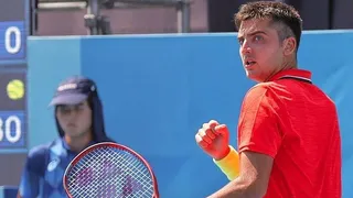 “Saque y Red”: El gran momento de Tomás Barrios