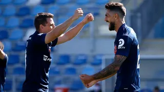 U. de Chile buscará recortar distancia con la UC en atractivo duelo contra U. Española