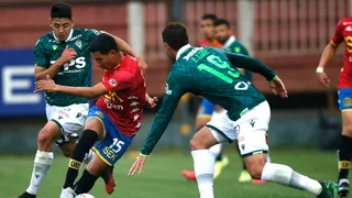 U. Española visitará a Santiago Wanderers con la misión de seguir prendida en la lucha por el título