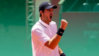 Jarry imparable en Wimbledon: bajó al favorito del público, quedó cerca del top 100 y se instaló en octavos