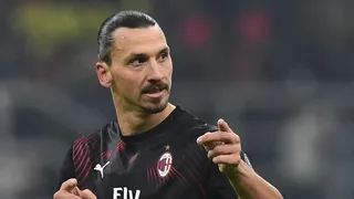 El espectacular anuncio de Zlatan para descartar el retiro: “Soy Ibrahimovic y solo estoy calentando”