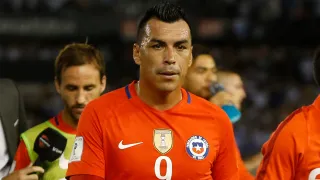 “No lo llamo nunca más”: Paredes apuntó contra exfigura de La Roja