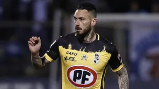 Mauricio Pinilla: Estoy contento por aportar con mis condiciones y ayudar a mis compañeros
