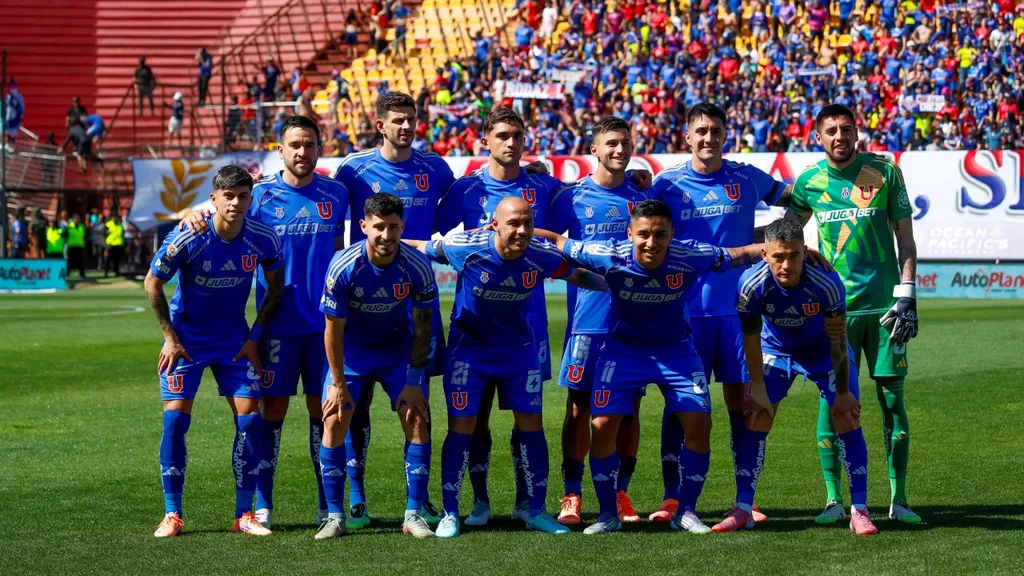 La U de Chile en uno de sus partidos den Santa Laura / ©Pepe Alvujar/Photosport.