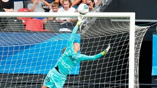 Christiane Endler tuvo una destacada actuación en derrota por penales de PSG ante Lyon
