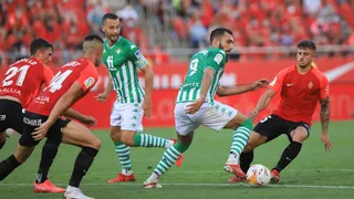 Claudio Bravo vio desde la banca el empate entre Betis de Pellegrini y Mallorca
