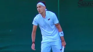 ¡Enorme! Alejandro Tabilo debutó en Wimbledon con un peleado triunfo ante Laslo Djere