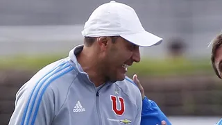Preparador de arqueros de la U quiere renunciar tras sufrir nuevo percance en Copa Libertadores