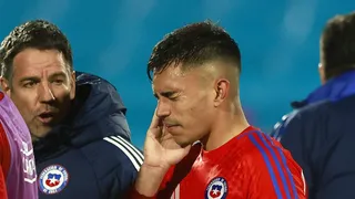 Una buena en la mala: Colo Colo podría recibir una importante suma de dinero por la lesión de Vicente Pizarro