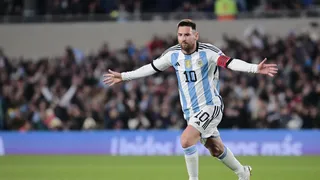 ¡Dejó parado a Galíndez! Messi anotó golazo de tiro libre ante Ecuador