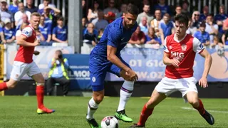Giroud anotó un doblete en goleada de Chelsea ante Saint Patrick en amistoso de pretemporada