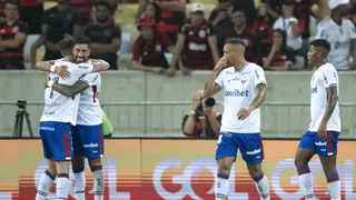 Juan Martín Lucero le amargó la noche a Erick Pulgar