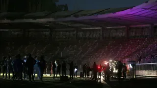 Duelo entre Curicó y U. Católica fue suspendido por incendio y corte de luz en La Granja