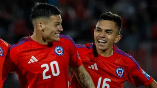 Alerta en Colo Colo por el contacto de Vicente Pizarro con Cepeda en La Roja