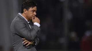 DT de River frenó a hinchas que se burlaban de equipo de quinta división en Copa Argentina