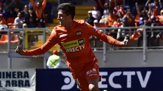 Universidad de Chile oficializó el arribo de Pablo Parra