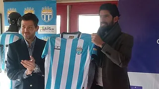 Sebastián Abreu fue presentado en Magallanes: Tengo que cuidar mi presente al máximo