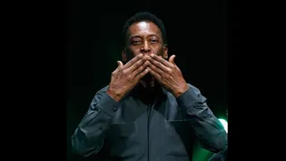 Pelé recibió el alta médica tras dos semanas hospitalizado