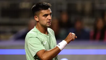 Barrios contra Mayot: horario y dónde ver el debut del chileno en Roland Garros