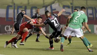 Diego Vallejos anotó un agónico tanto que le dio el triunfo a Palestino sobre Audax en Copa Chile