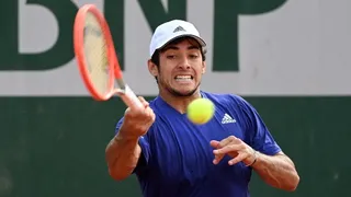 Cristian Garin buscará ante Marcos Giron lograr su mejor actuación en Roland Garros