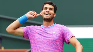 Carlos Alcaraz se coronó bicampeón en Indian Wells tras dominar a Daniil Medvedev