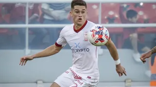 Guillermo Soto: Estoy en un buen momento en Argentina, espero volver a vivir la experiencia de La Roja