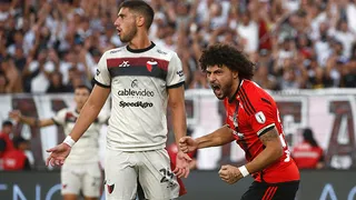 Maximiliano Falcón abrió la cuenta para Colo Colo ante Colón