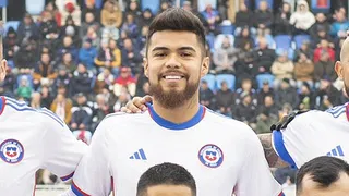 Paulo Díaz fue operado e inició su recuperación tras la lesión que sufrió con la Roja