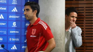 “Pasaron muchas cosas…”: Azul Azul rompe el silencio tras la salida de Meneghini de la U de Chile