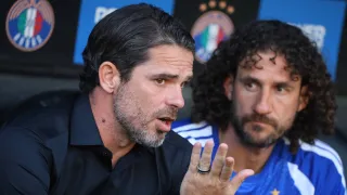 “Necesitamos reforzar…”: El aviso clave sobre los nuevos fichajes en la U