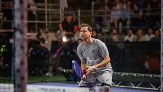 Ex número uno del mundo Paquito Navarro realizó una clínica de pádel en Vitacura