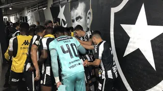 Botafogo consumó el tercer descenso de su historia tras caer ante Sport Recife