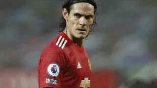 Ex delantero de Manchester United: Cavani no está contento, perdió el puesto y también el “7”