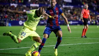 Arturo Vidal figuró con una asistencia en goleada de Barcelona sobre Levante