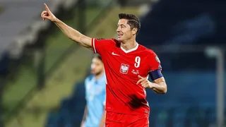 Robert Lewandowski comandó con un doblete la aplastante goleada de Polonia ante San Marino