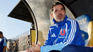 Con tres titulares a la banca: La juvenil formación de Gago para el Clásico Universitario