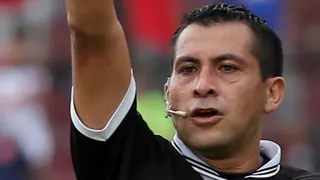 Arbitro venezolano dirigirá duelo de vuelta entre Universidad Católica y Huachipato por la Sudamericana