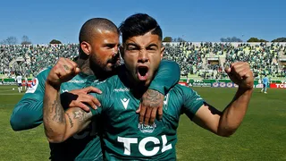 Gabriel Rojas soltó un zapatazo para el gol de la victoria de Santiago Wanderers sobre Everton
