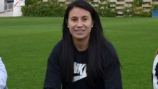 Camila Sáez: Falta que los clubes se pongan la camiseta y luchen más por el fútbol femenino