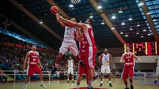 Chile cayó ante el poder de República Dominicana en las clasificatorias del Mundial de baloncesto