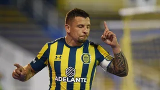Emiliano Vecchio dejó oficialmente de ser jugador de Rosario Central