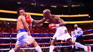 La leyenda Manny Pacquiao no pudo con el cubano Yordenis Ugás en Las Vegas