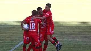 ¡Campeón de la B! Ñublense logró el ascenso a Primera División con un aplastante triunfo sobre Copiapó