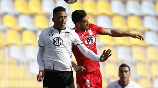 ¡Barrios y Paredes! Colo Colo doblegó a U. La Calera con goles de sus estrellas