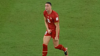 El obsceno gesto de Dusan Vlahovic en su festejo tras anotar para Serbia ante Suiza en el Mundial