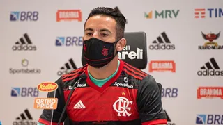 Mauricio Isla: Hablé con Arturo Vidal para saber sobre el camarín de Flamengo